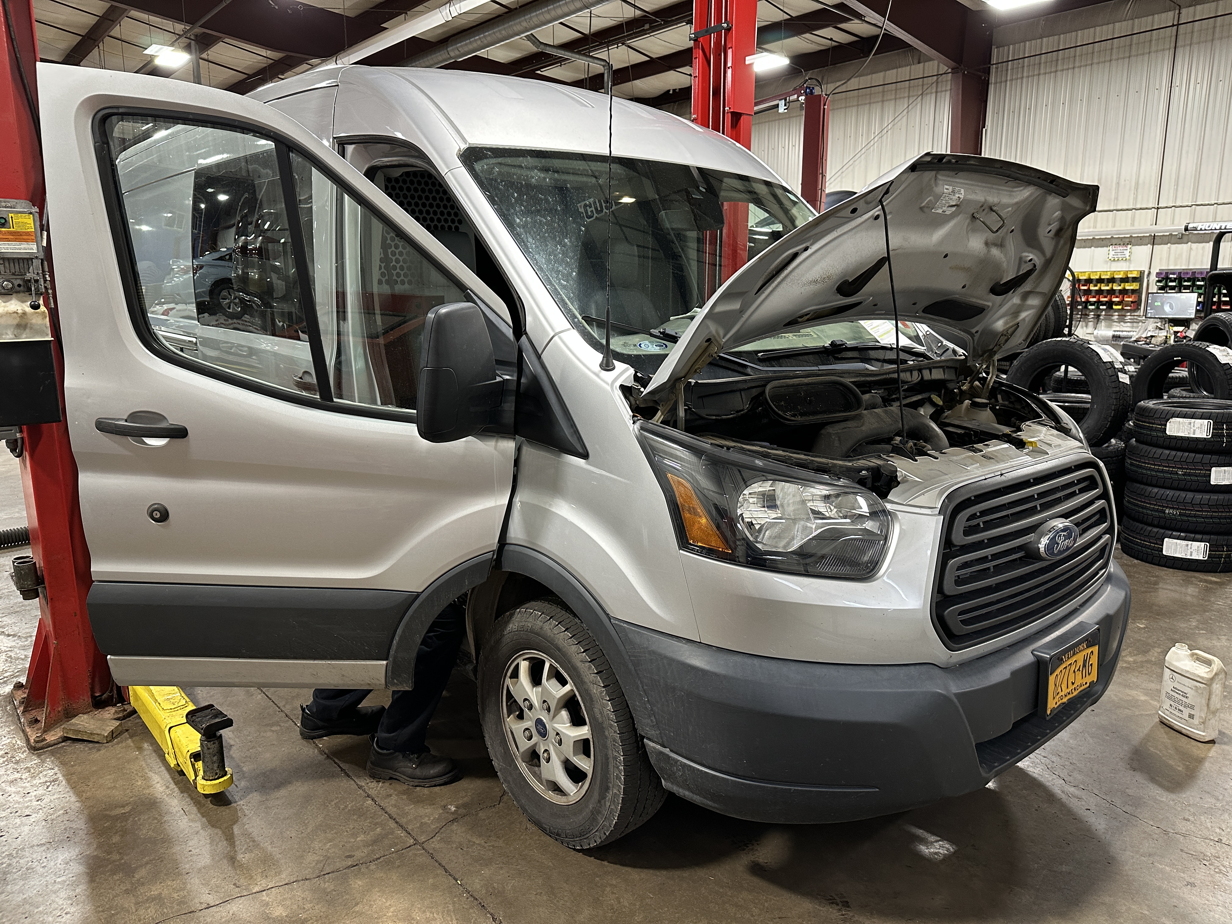 Fleet Repair | Lou's Car Care Center, Inc.